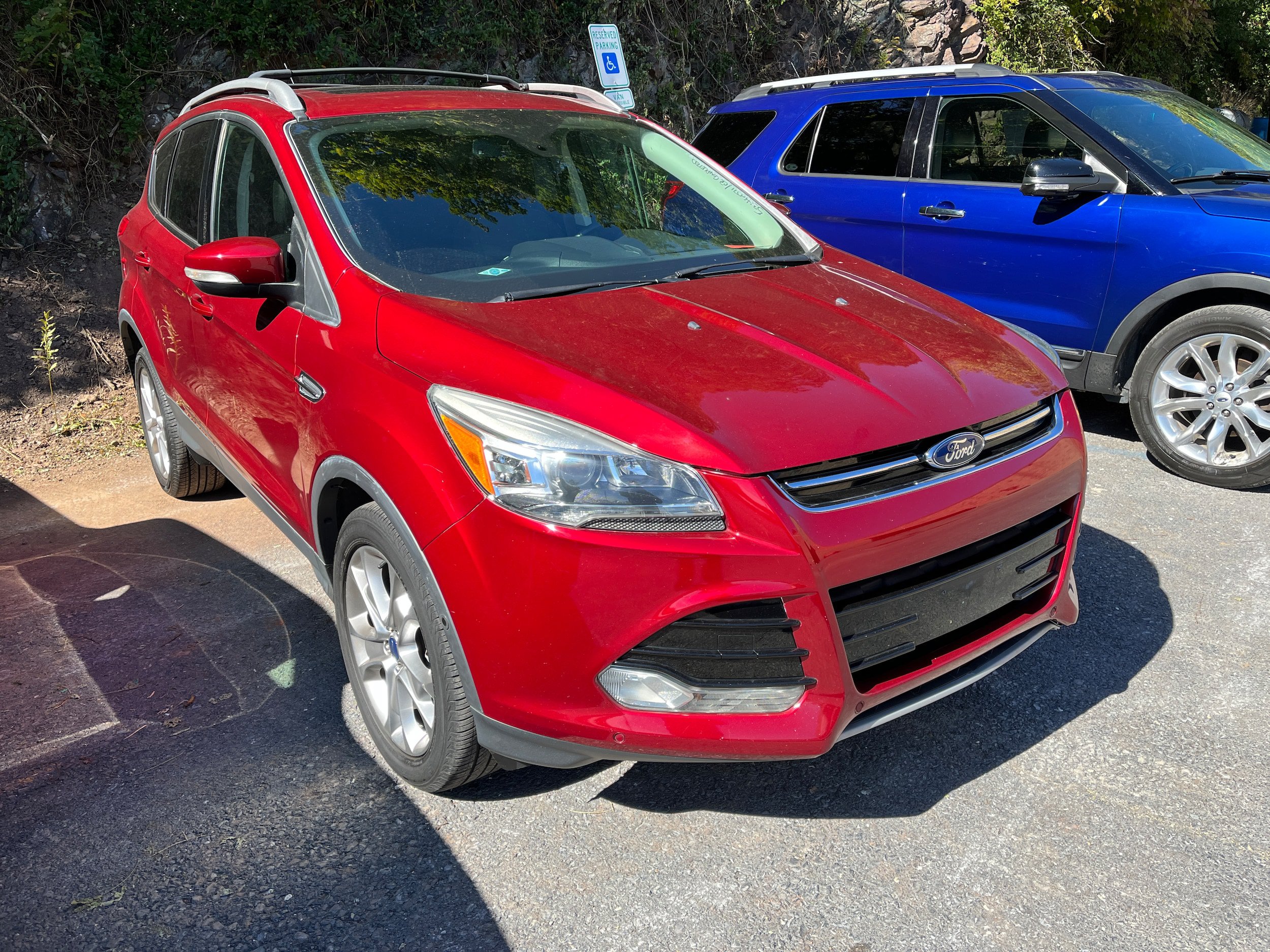 Used 2016 Ford Escape Titanium w/ Equipment Group 301A AWD/4WD image 4