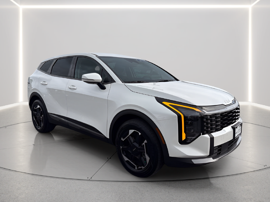 Certified 2026 Kia Sportage S AWD/4WD image 4