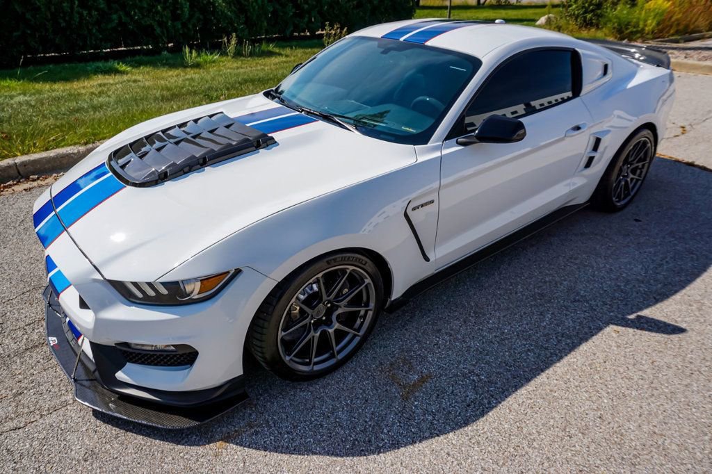 Used 2018 Ford Mustang Shelby GT350 w/ Convenience Package image 92