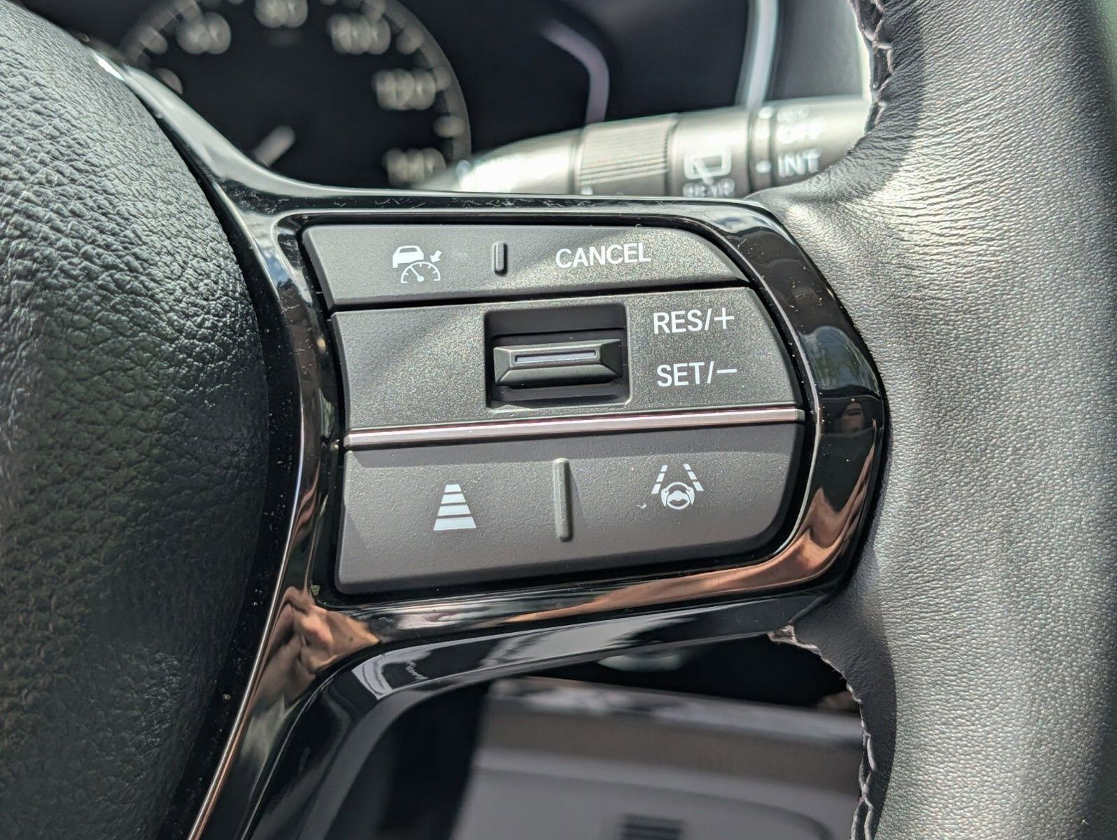 Used 2023 Honda Civic EX-L image 25