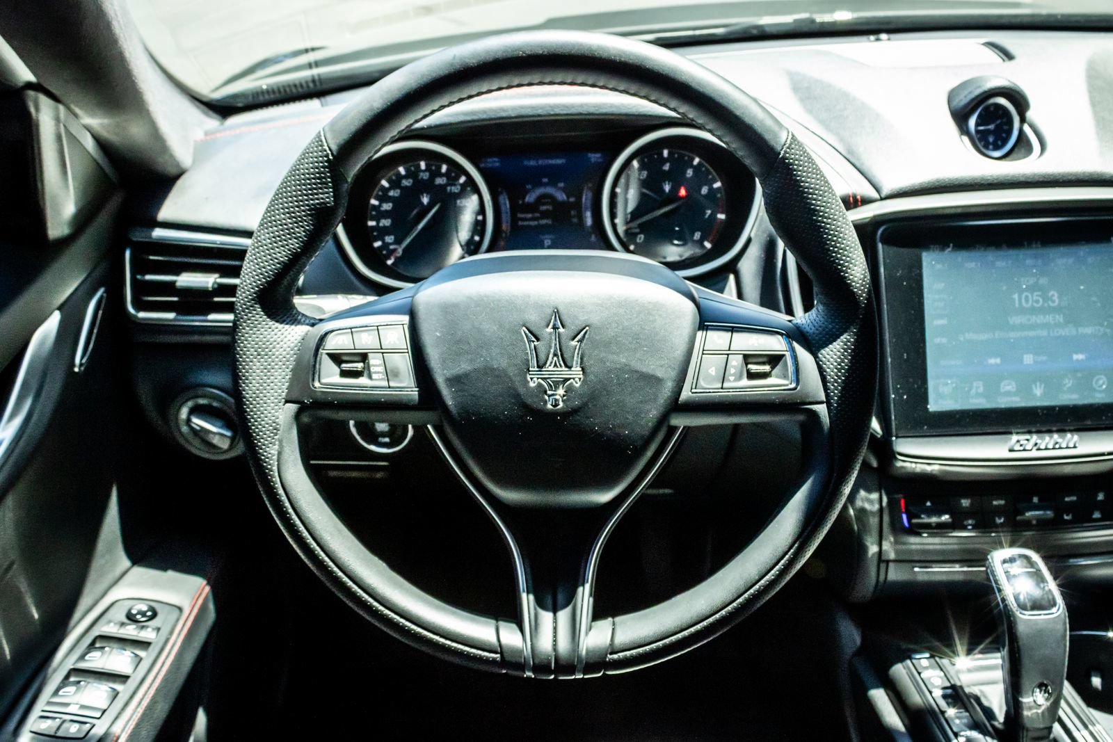 Used 2020 Maserati Ghibli S Q4 AWD/4WD image 17