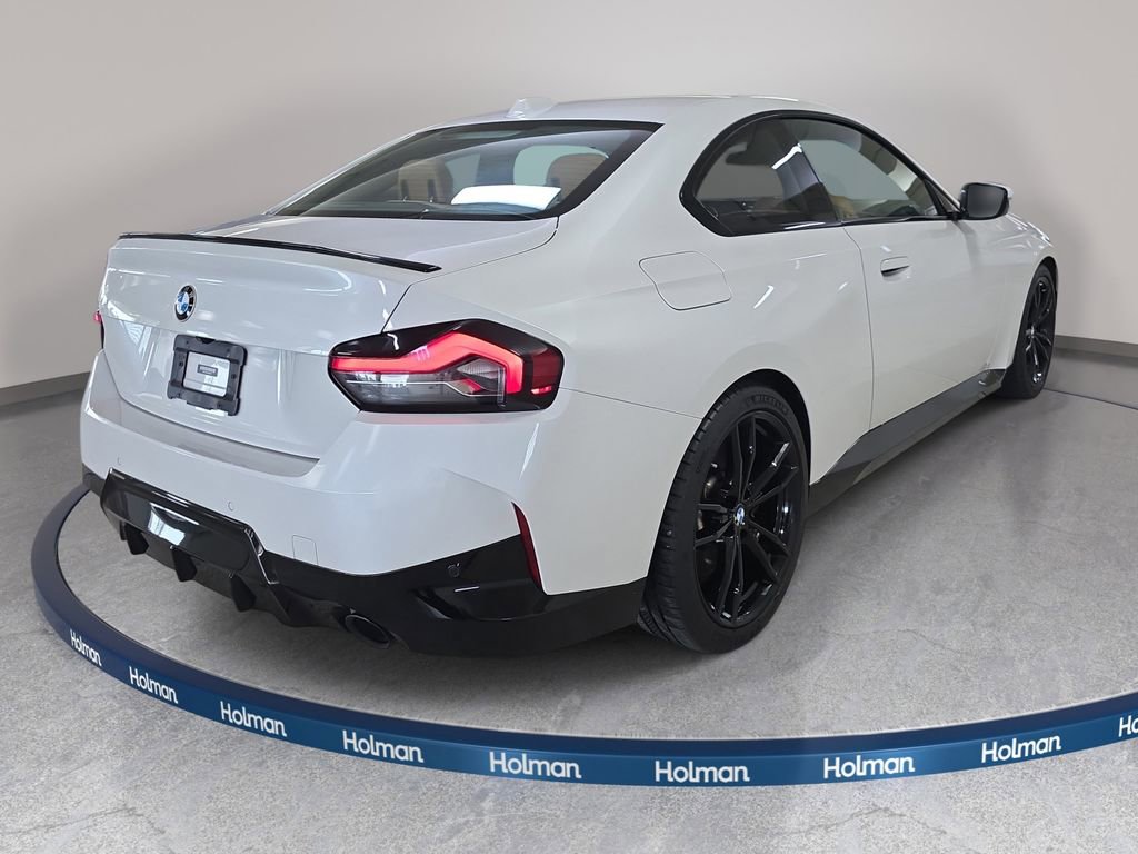 Used 2023 BMW 230i Coupe w/ M Sport Package image 7