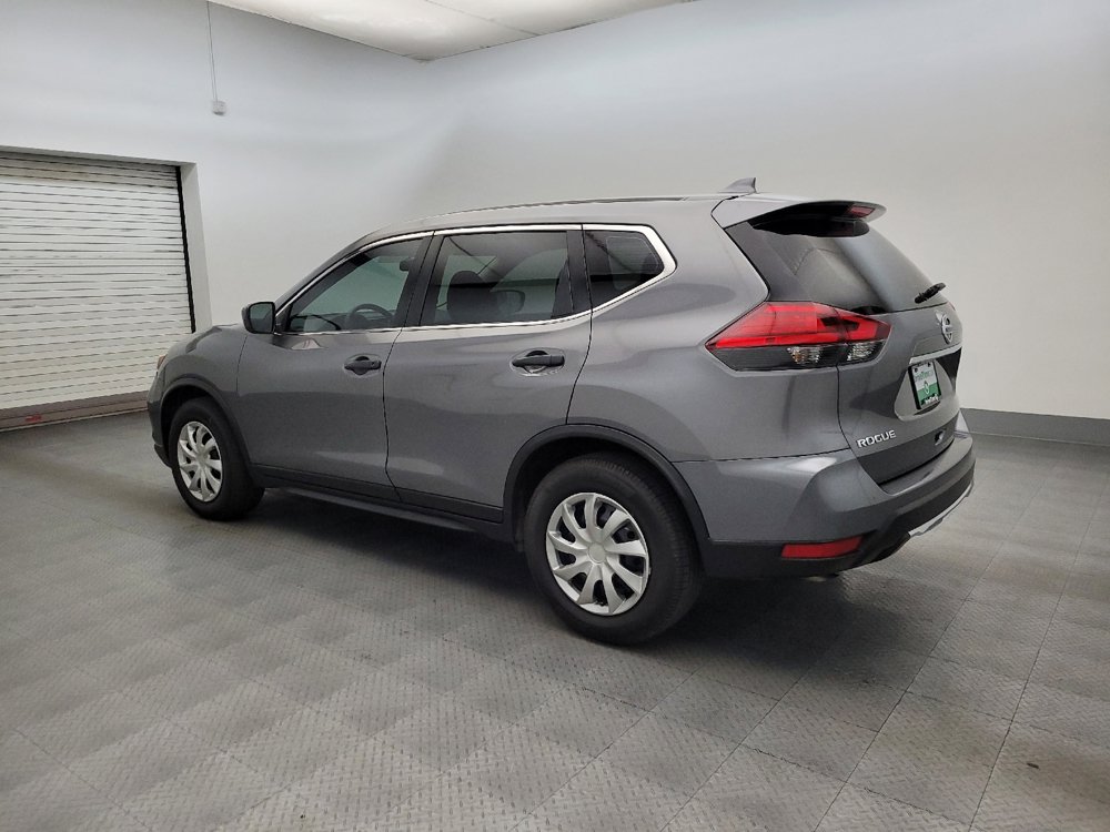 Used 2017 Nissan Rogue S FWD image 3