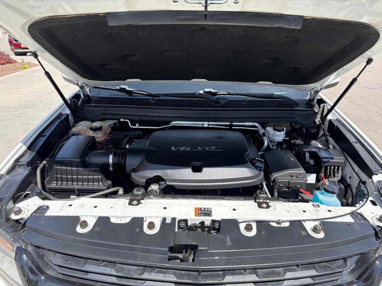 Used 2018 Chevrolet Colorado LT w/ LT Convenience Package AWD/4WD image 22