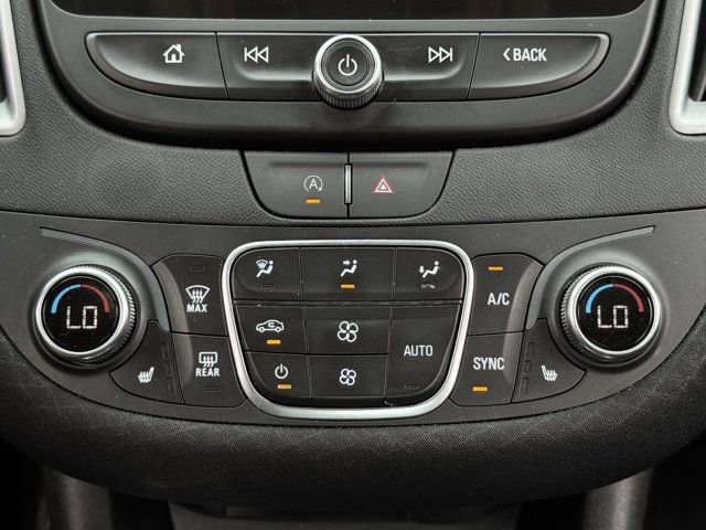 Used 2025 Chevrolet Malibu LT image 19