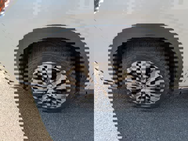 Used 2022 Subaru Ascent Limited image 12