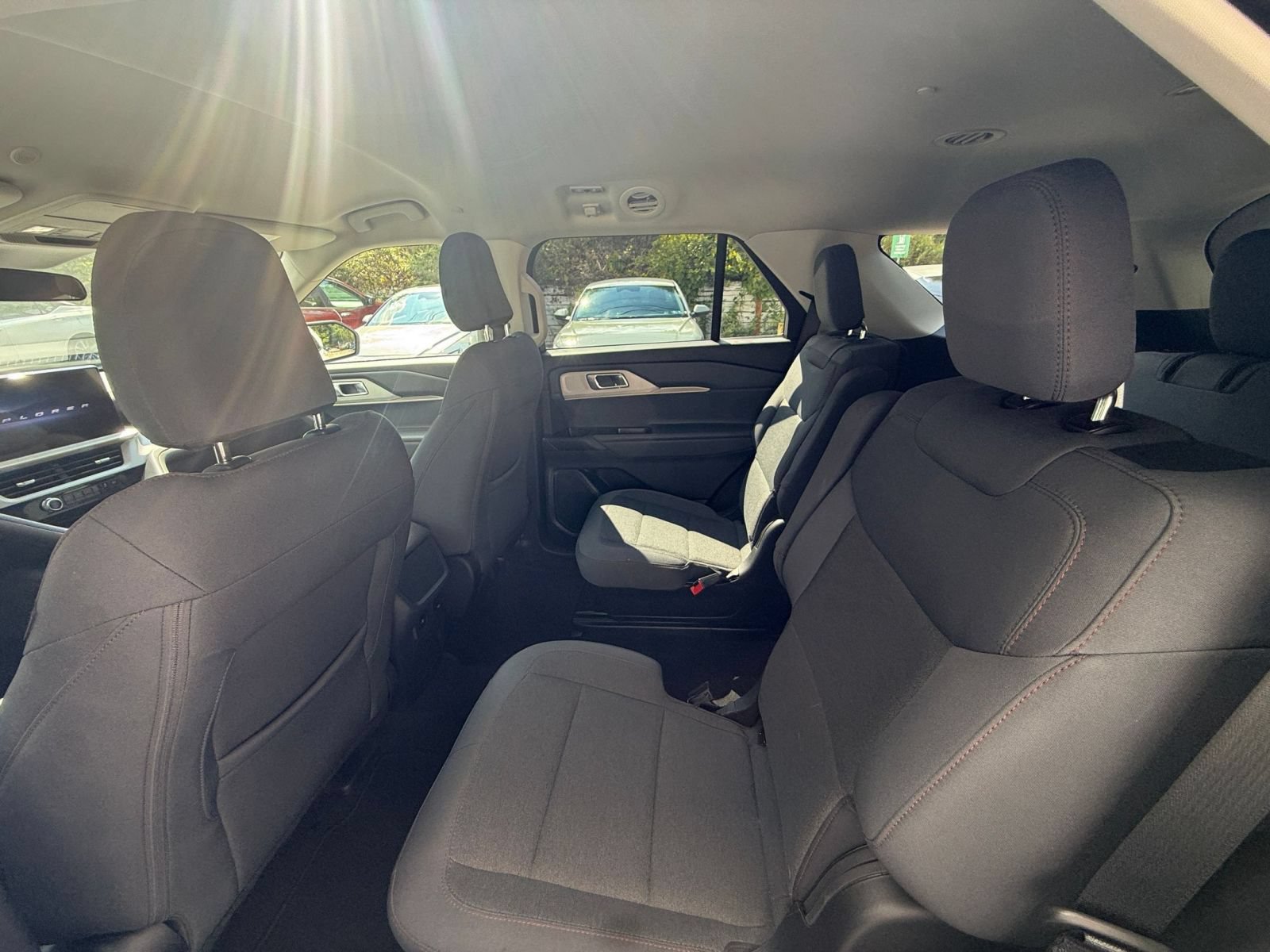 Used 2026 Ford Explorer Active AWD/4WD image 26
