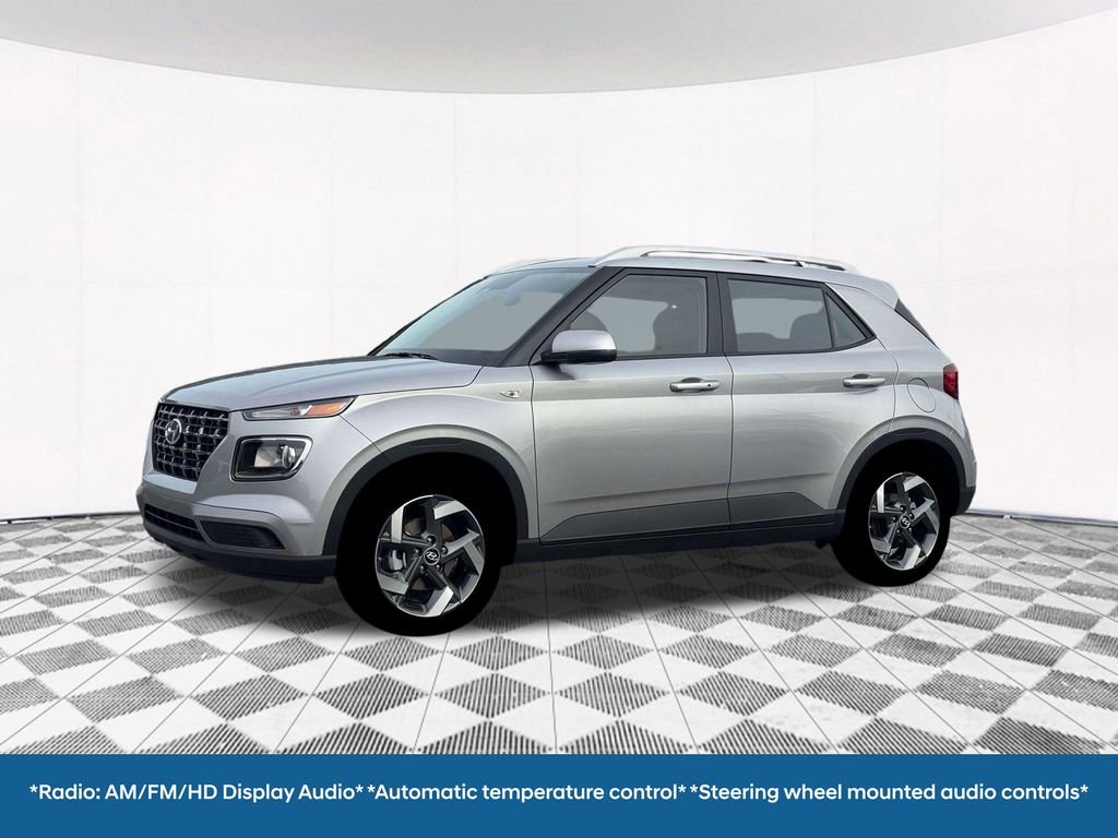 New 2026 Hyundai Venue SEL FWD image 2