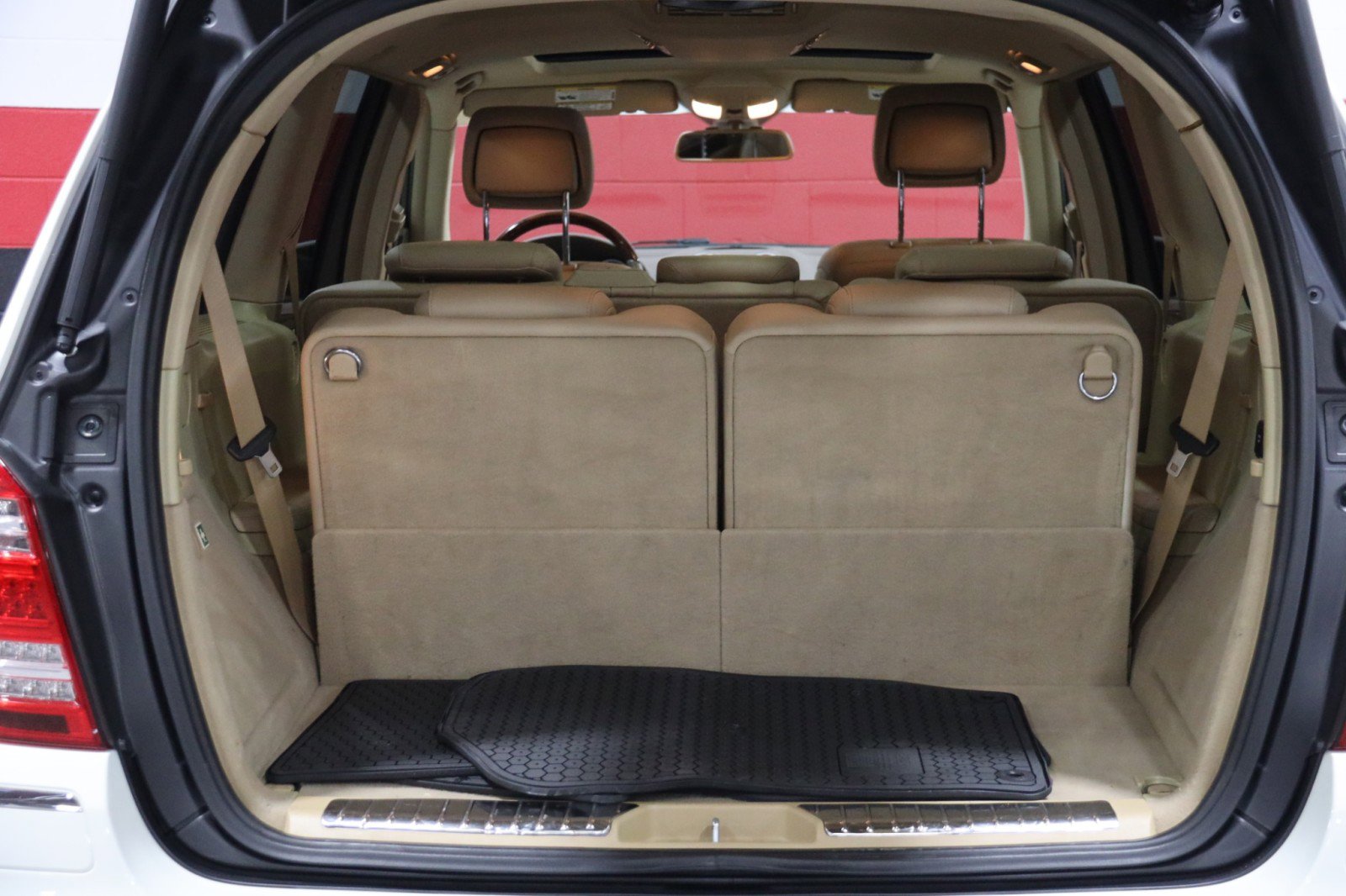 Used 2012 Mercedes-Benz GL 450 4MATIC w/ Premium 2 Pkg image 30