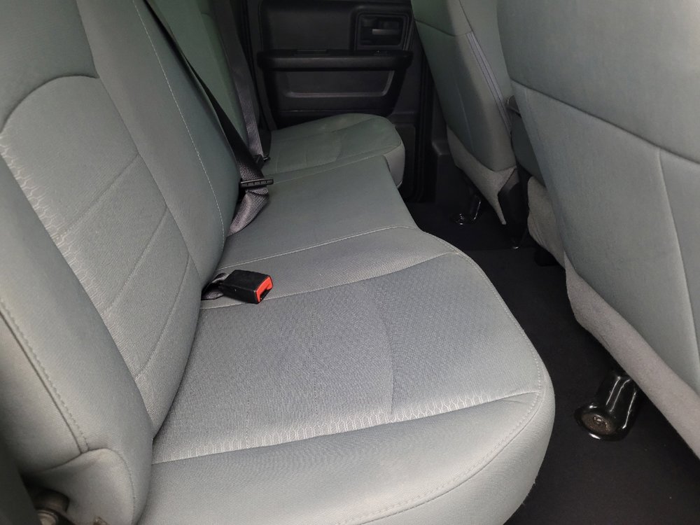 Used 2019 RAM 1500 Express RWD image 19