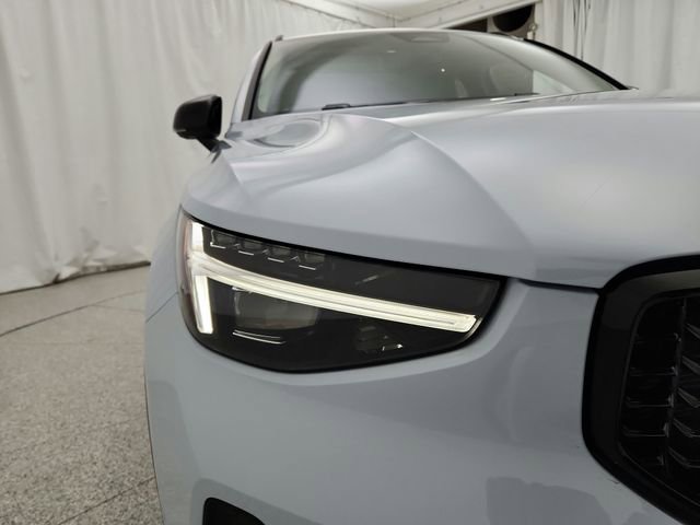New 2026 Volvo XC40 B5 Plus w/ Protection Package Premier image 25