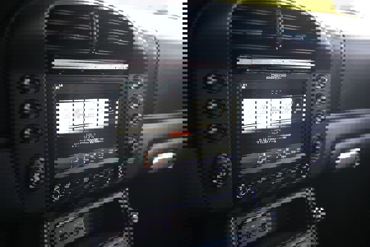 Used 2004 Porsche 911 Carrera image 18