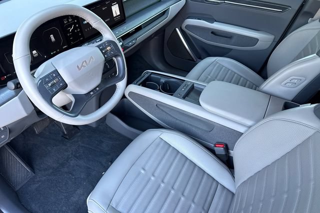 Certified 2024 Kia EV9 Land AWD/4WD image 12