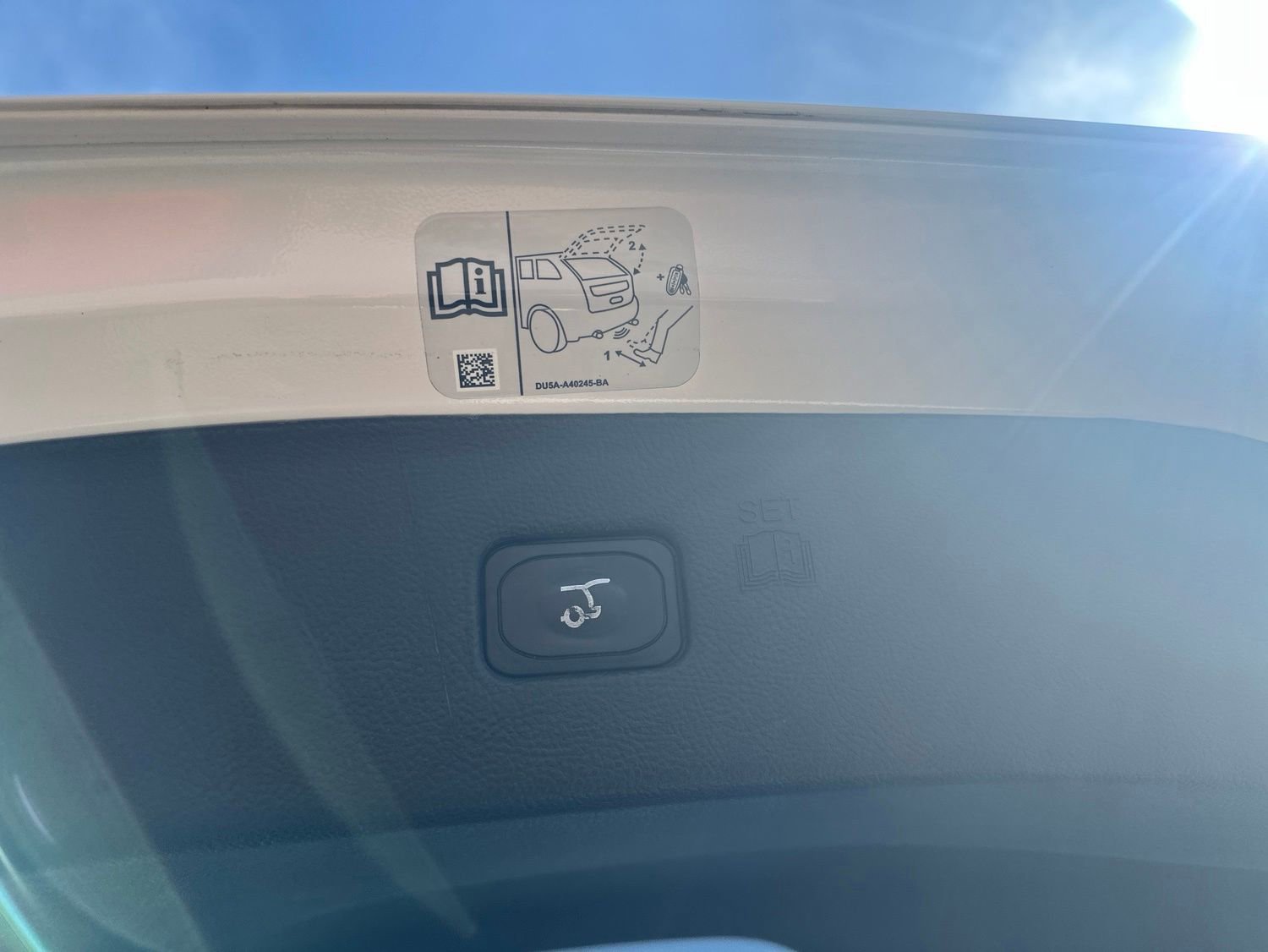 Used 2019 Ford Edge SEL w/ Equipment Group 201A AWD/4WD image 28