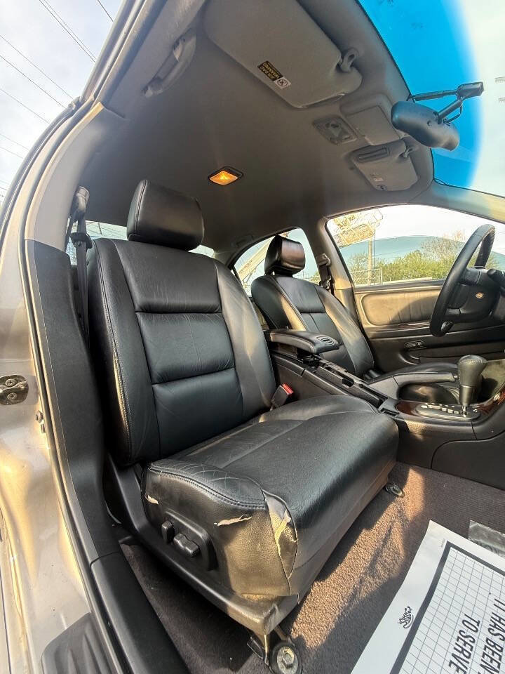 Used 2002 Nissan Maxima GLE FWD image 16