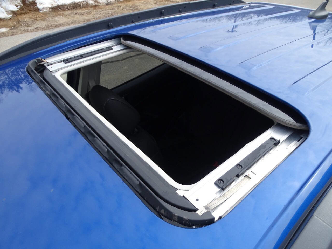 Used 2019 Ford EcoSport SE image 3