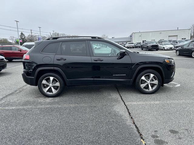 Used 2022 Jeep Cherokee Limited AWD/4WD image 2
