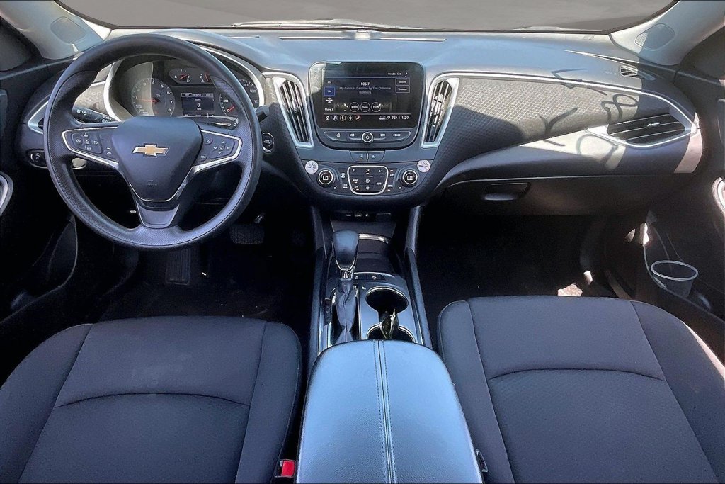 Used 2024 Chevrolet Malibu LT FWD image 7