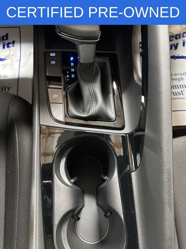 Used 2025 Hyundai Elantra SEL FWD image 14