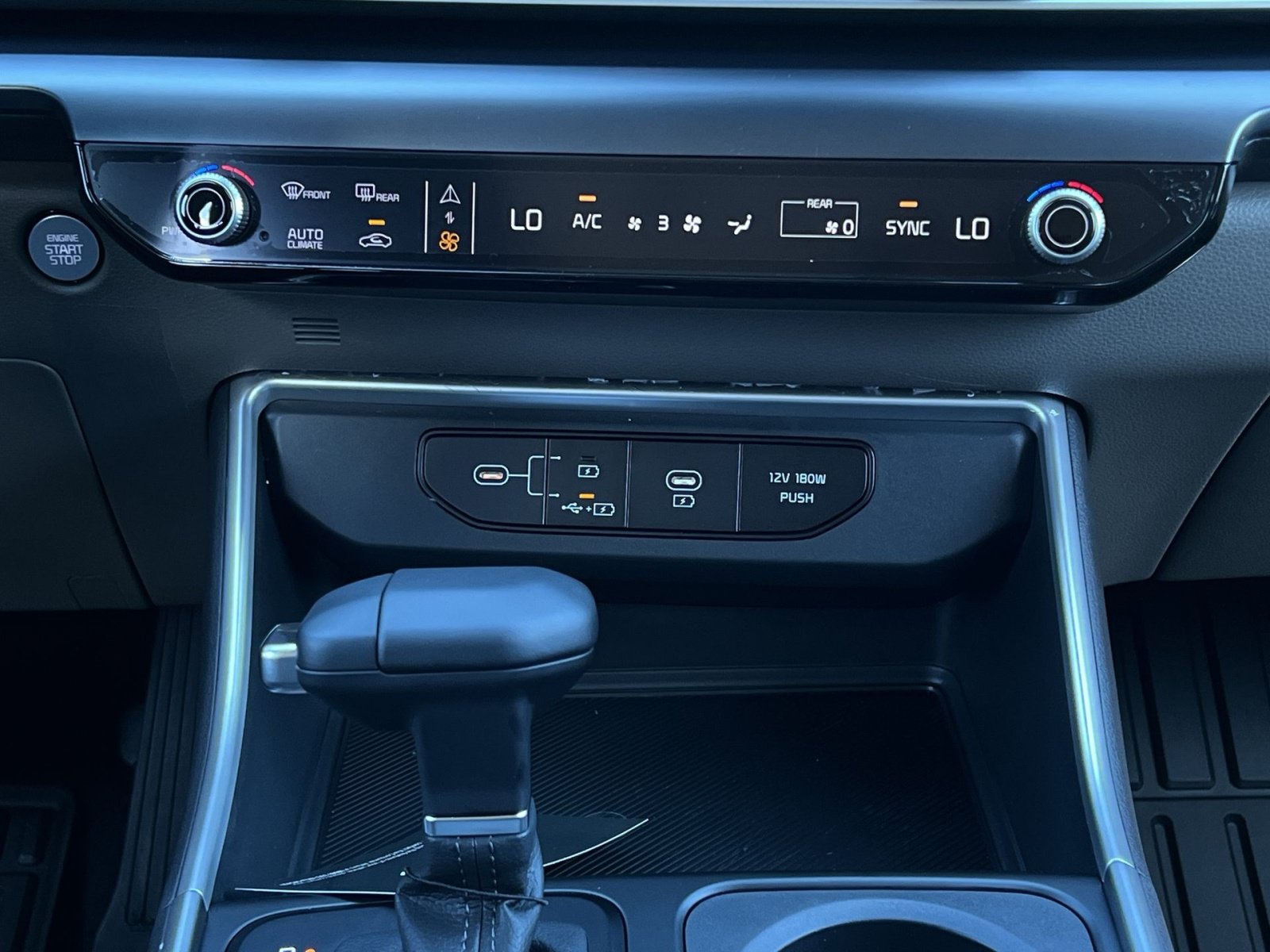 New 2027 Kia Carnival FWD image 29