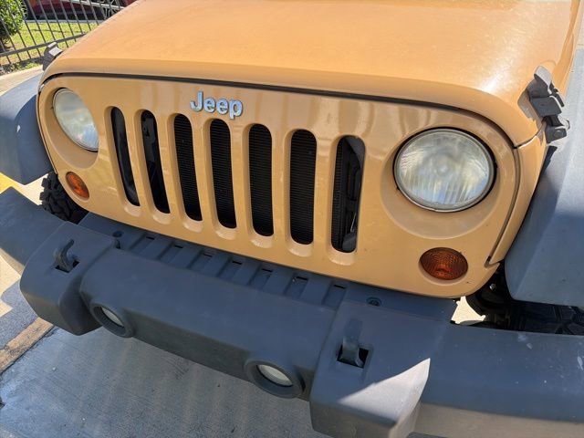 Used 2013 Jeep Wrangler Sport AWD/4WD image 2