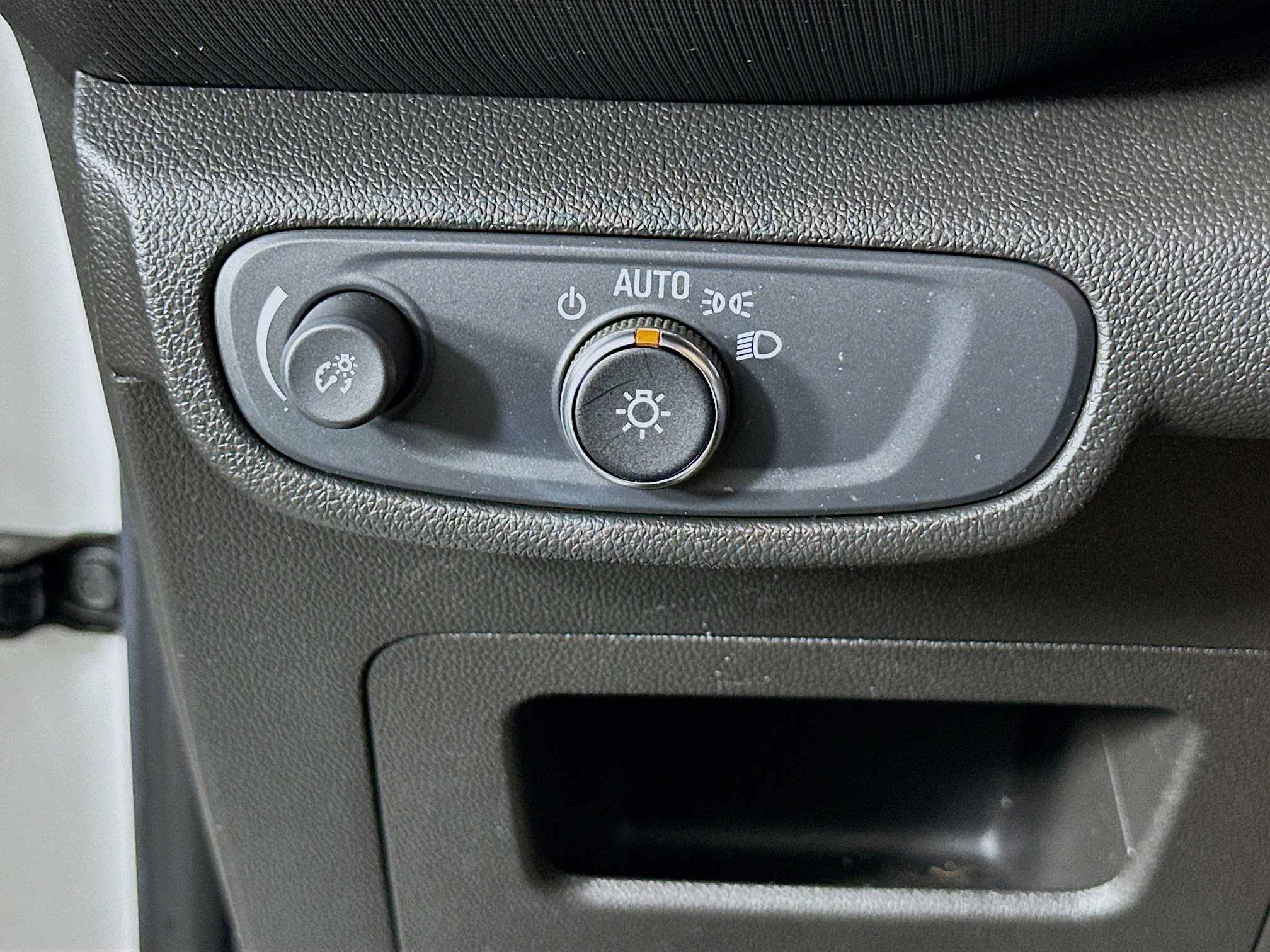 Used 2023 Chevrolet TrailBlazer LS FWD image 17