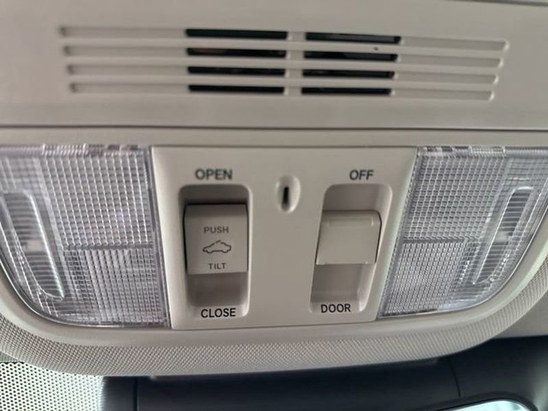 Used 2021 Honda Accord EX-L image 22