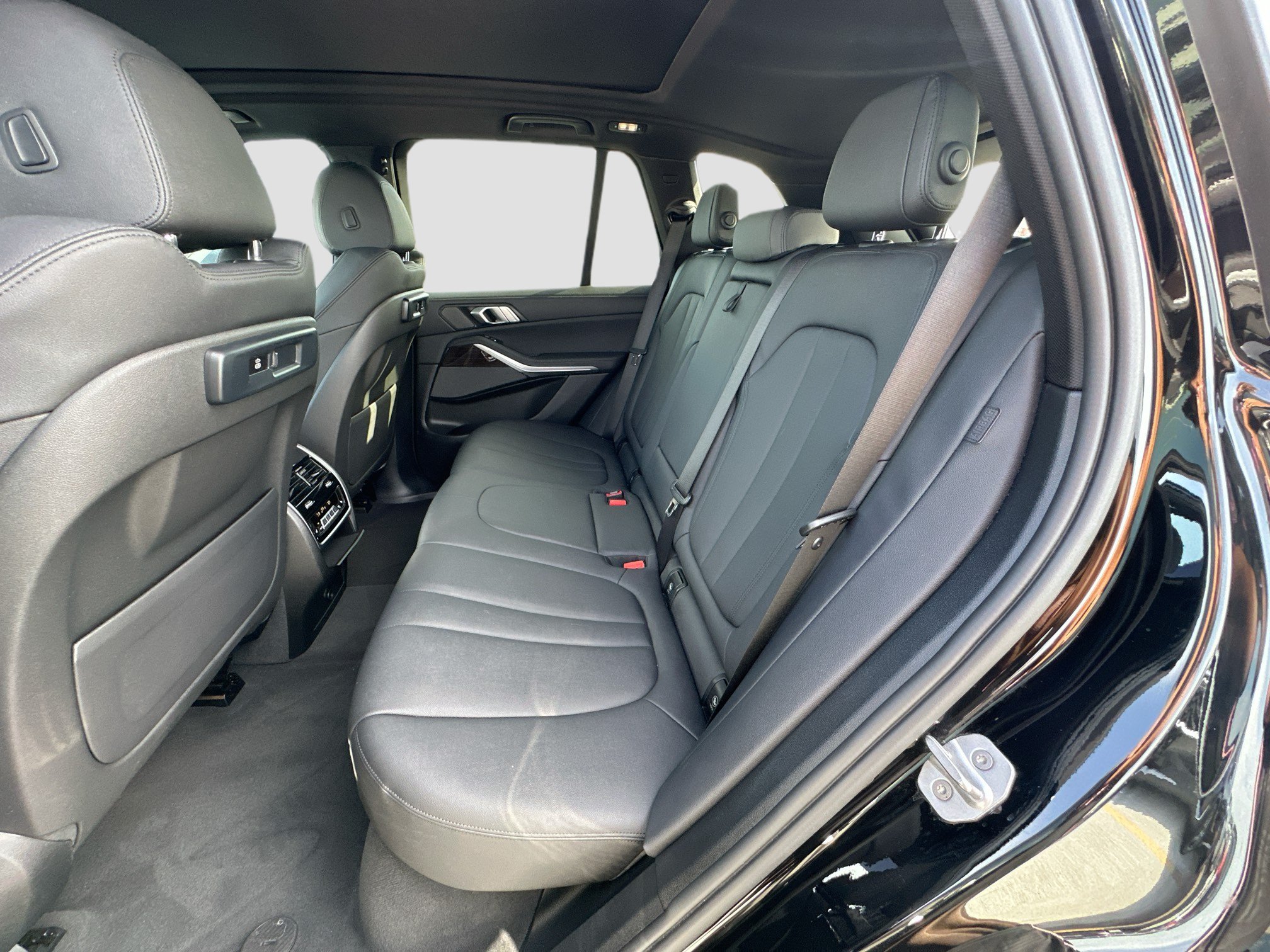 Used 2020 BMW X5 sDrive40i w/ Premium Package RWD image 26