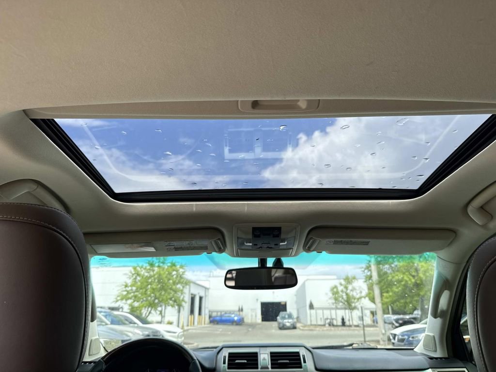 Used 2015 Lexus GX 460 w/ Premium Package image 22