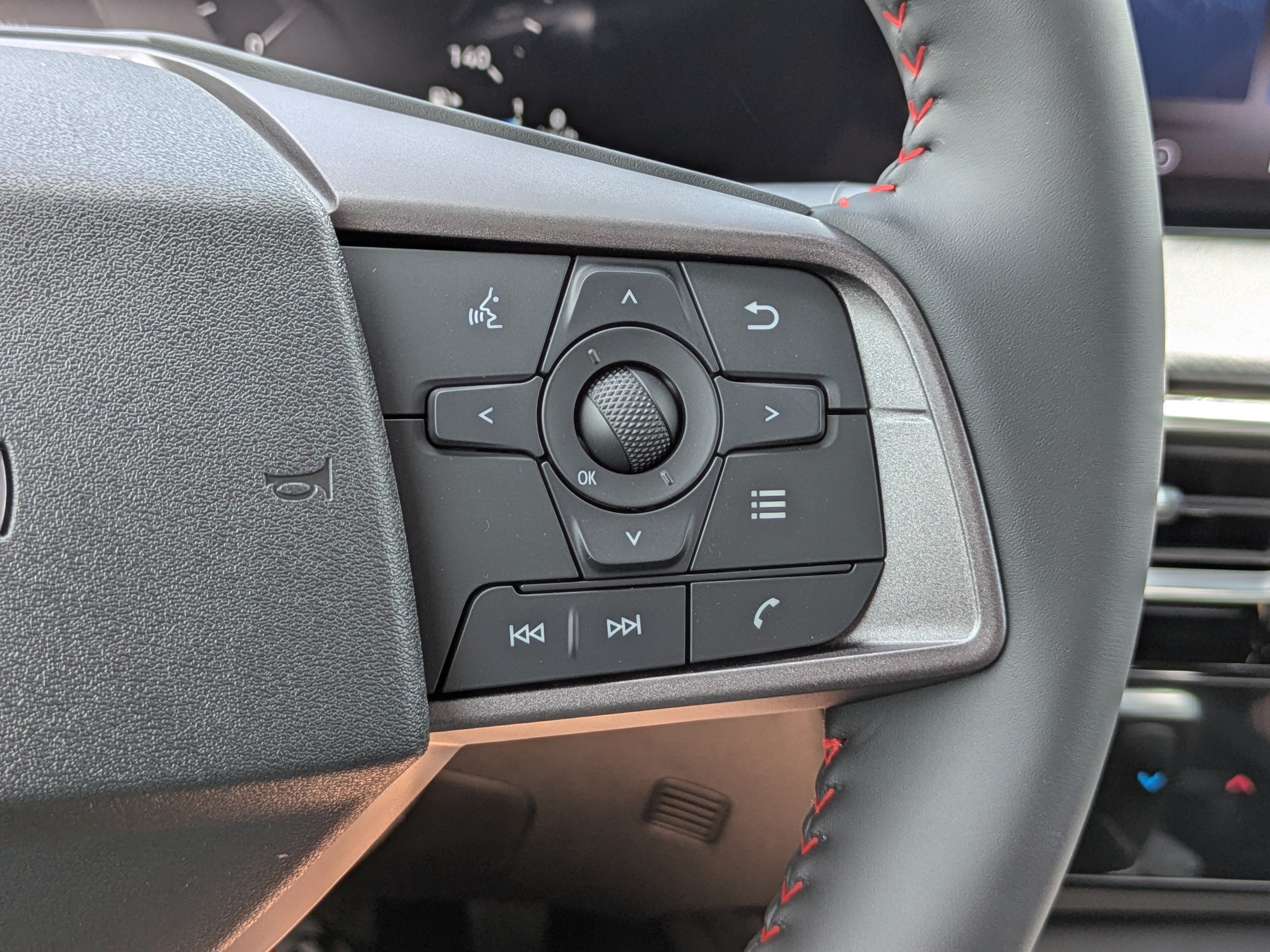 New 2027 Nissan Sentra SR w/ Floor Mat Package FWD image 26