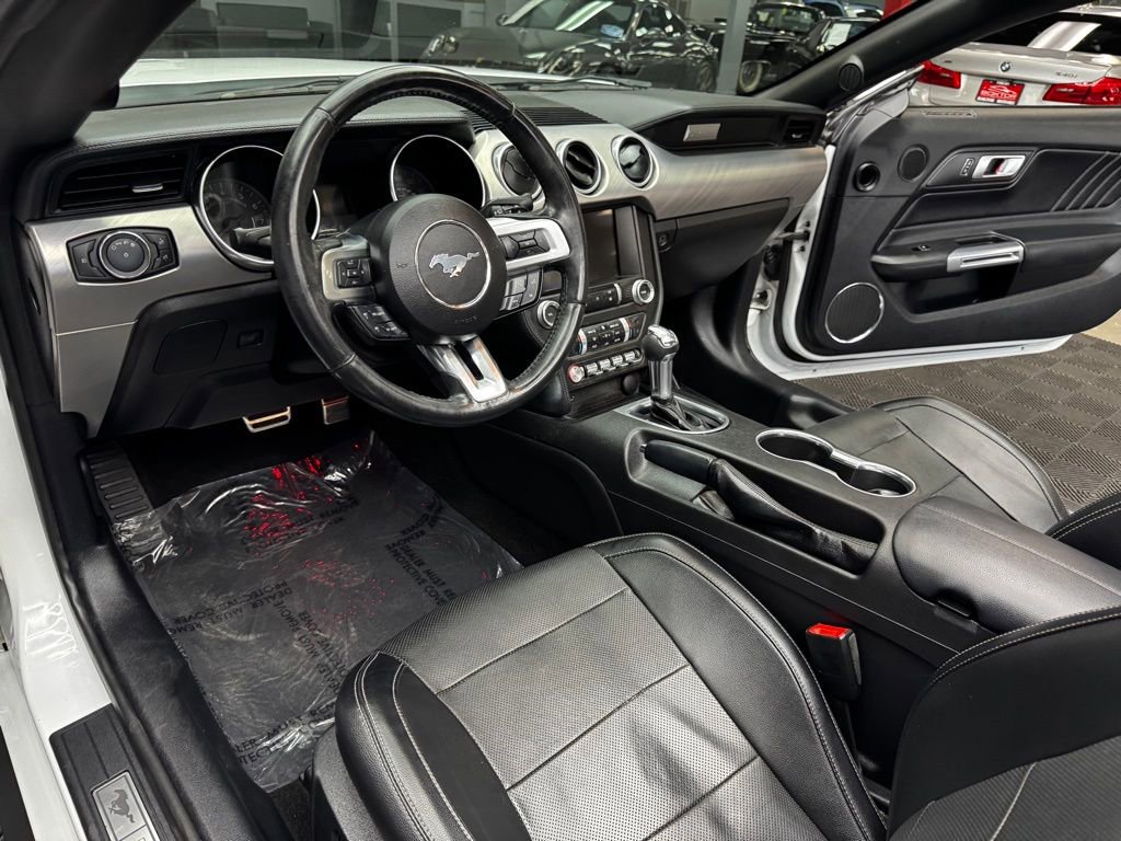 Used 2019 Ford Mustang Premium RWD image 36