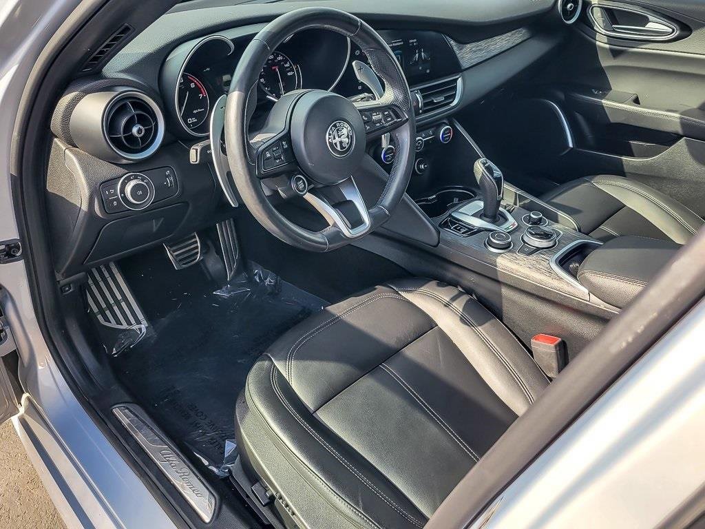 Used 2022 Alfa Romeo Giulia Sprint image 9