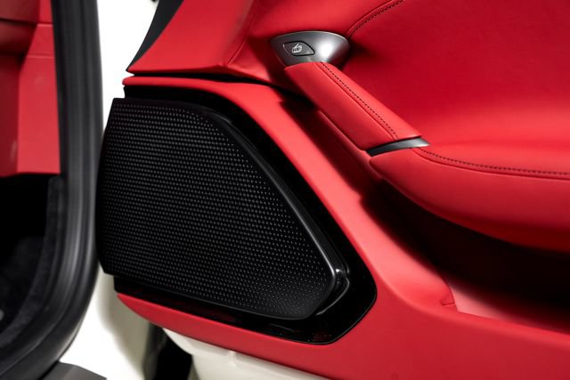 Used 2024 Ferrari Roma RWD image 62