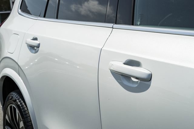 New 2026 Volvo XC90 B6 Ultra w/ Protection Package Premier image 16