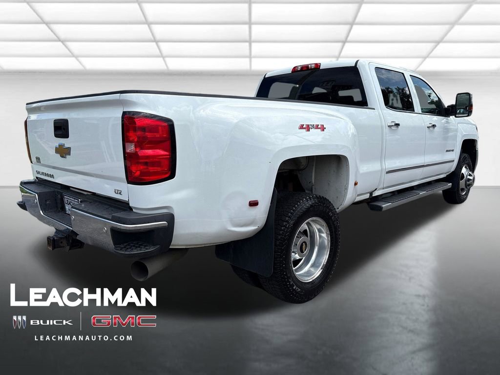 Used 2019 Chevrolet Silverado 3500 4x4 Crew Cab LTZ DRW w/ Duramax Plus Package image 3