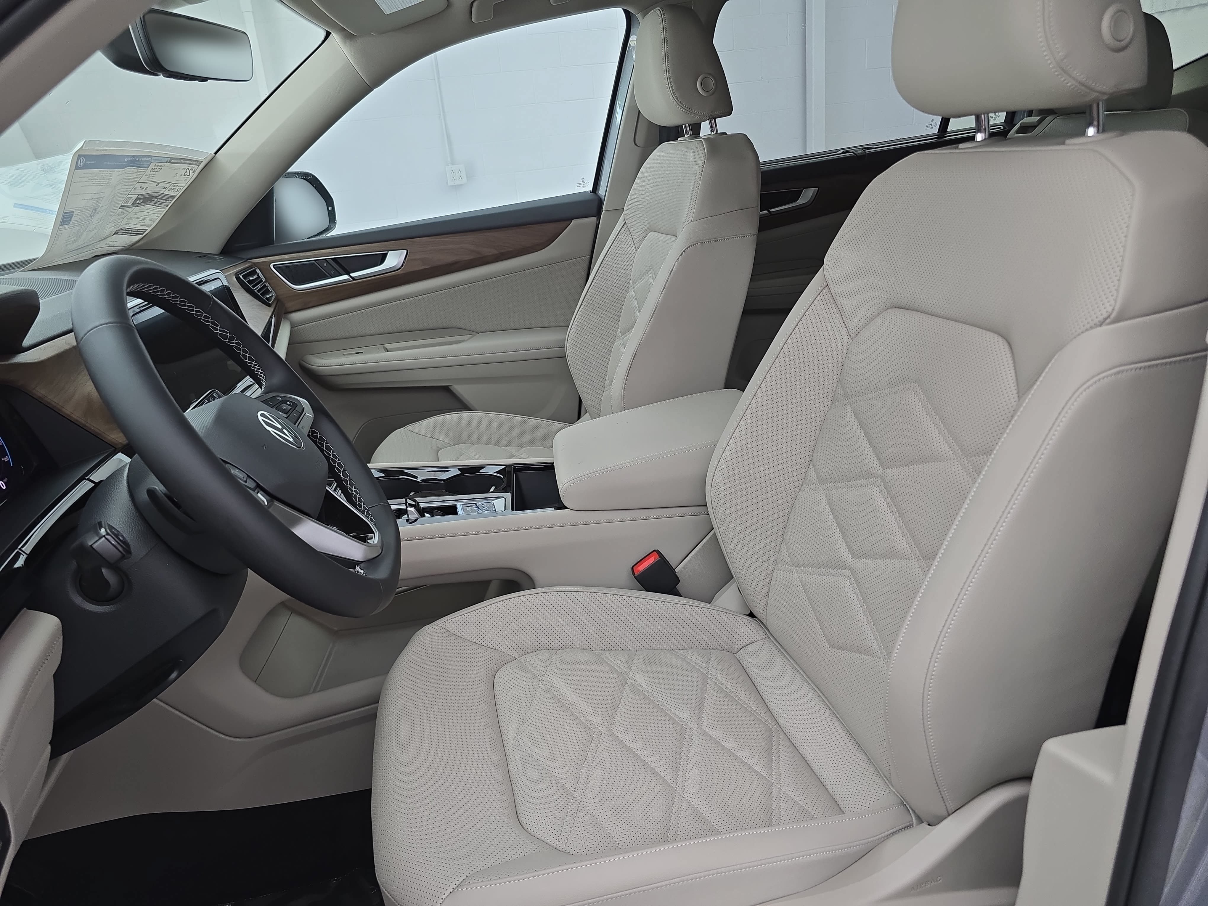New 2026 Volkswagen Atlas SE FWD image 16