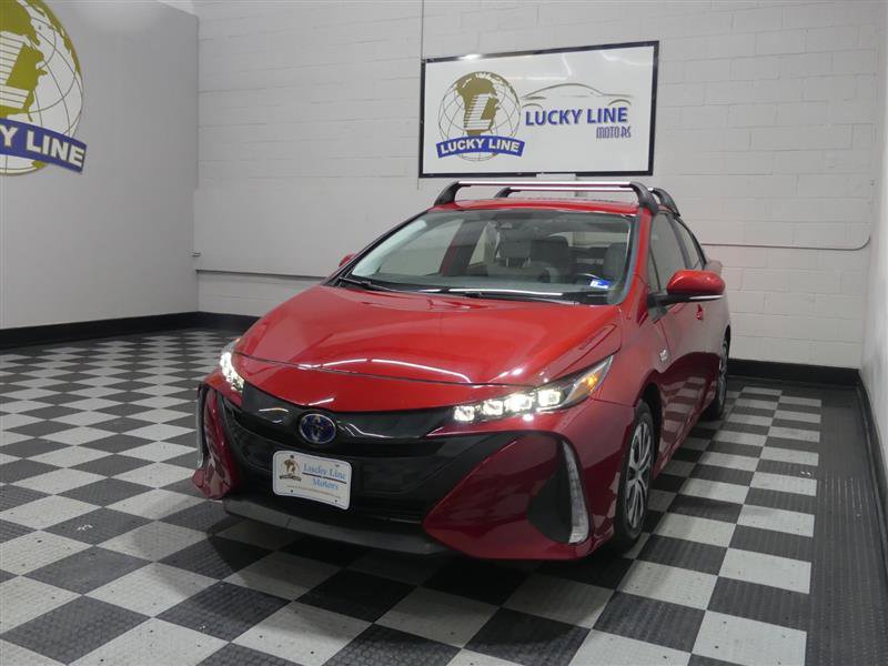 Used 2021 Toyota Prius Prime XLE image 4