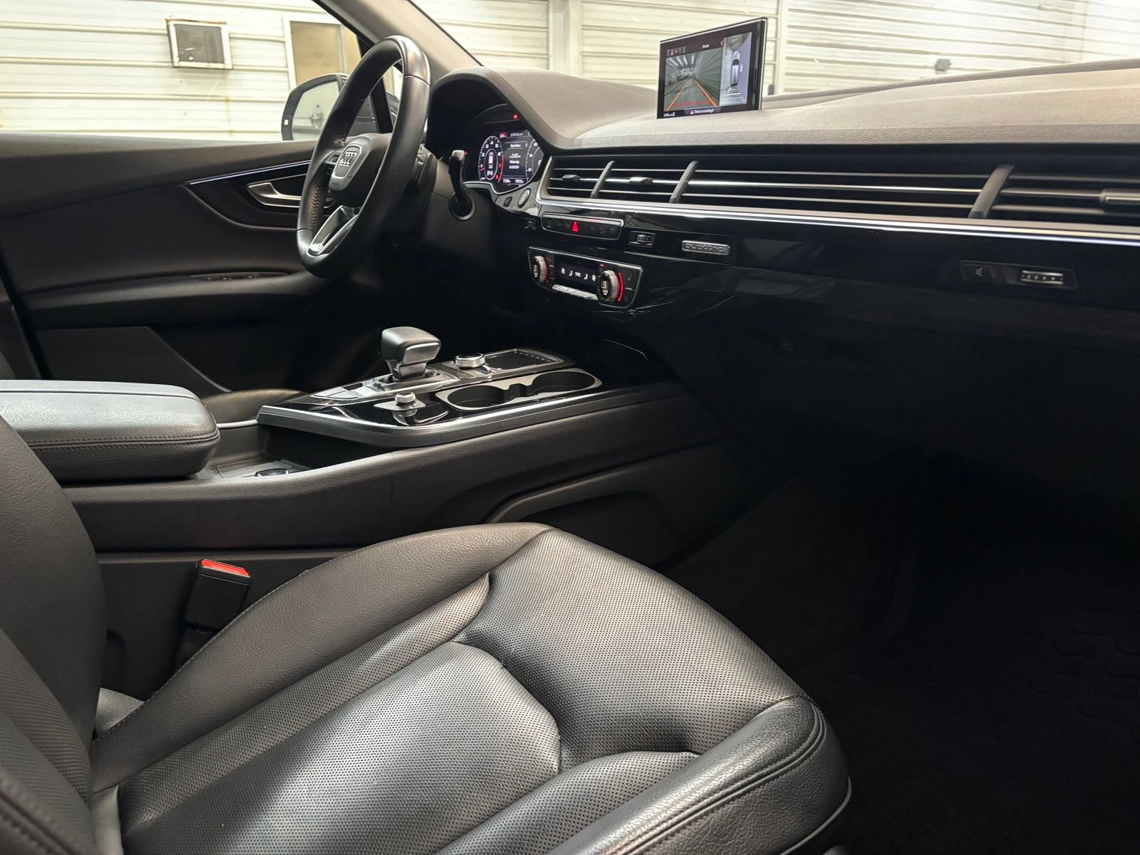 Used 2019 Audi Q7 3.0T Premium Plus w/ Premium Plus Package AWD/4WD image 27