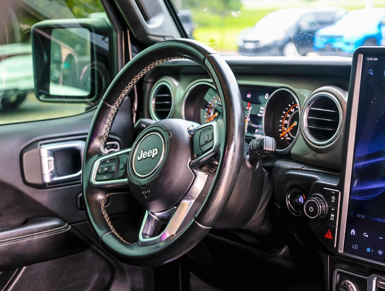 Used 2020 Jeep Wrangler Unlimited Sahara AWD/4WD image 14