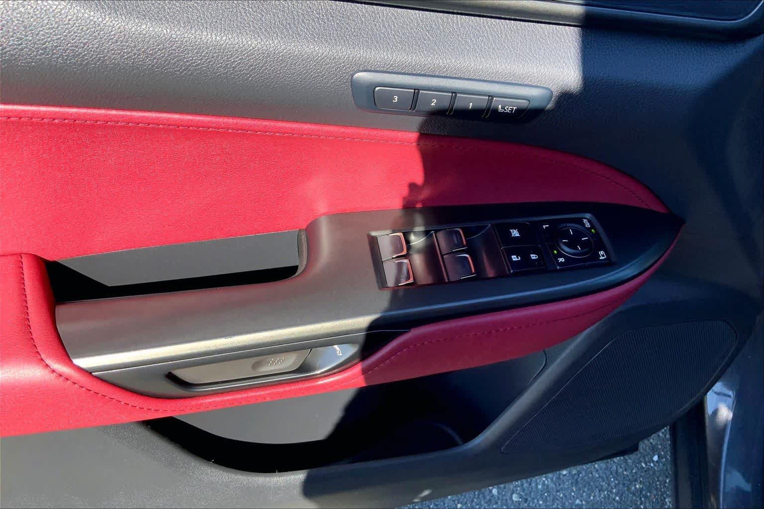 Certified 2026 Lexus NX 350h AWD w/ Accessory Package (Z1) image 36