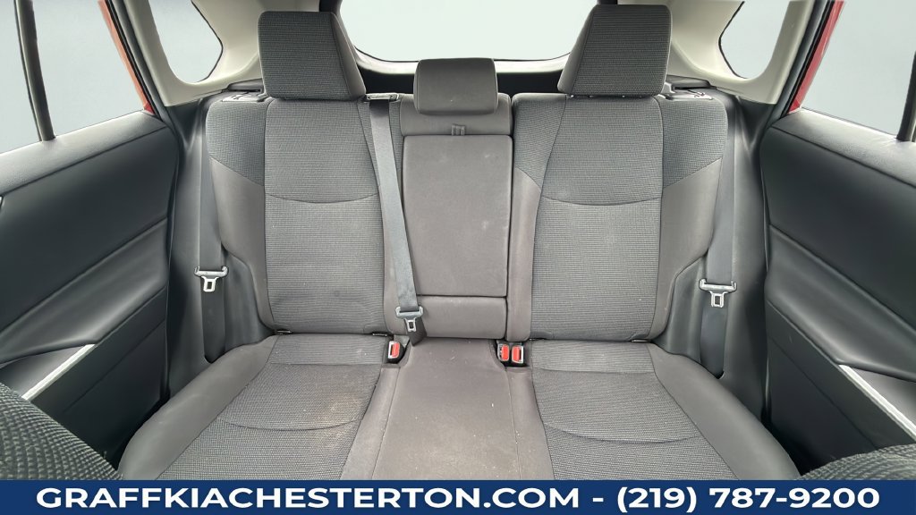 Used 2021 Toyota RAV4 LE AWD/4WD image 30