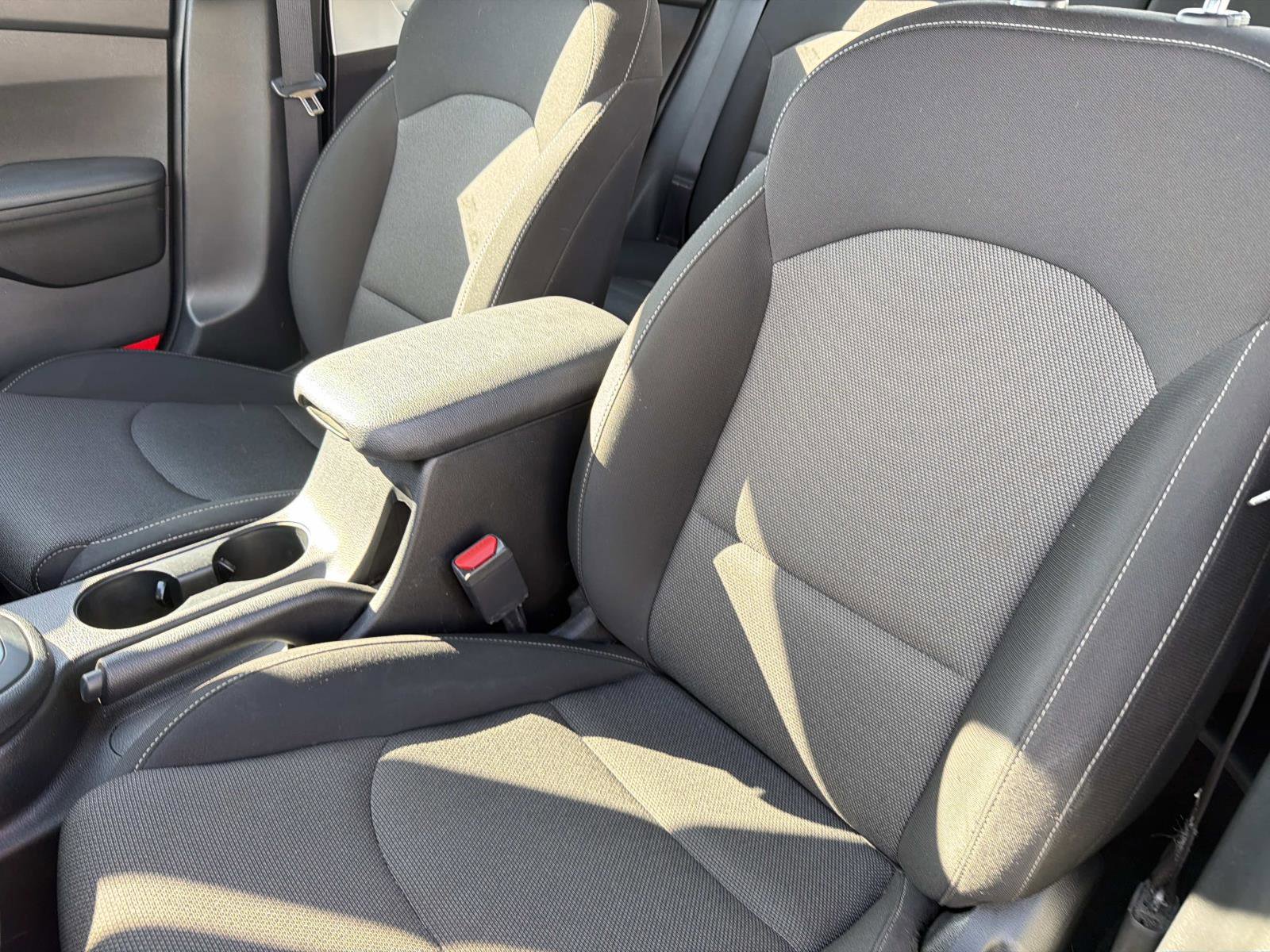 Used 2023 Kia Forte LXS image 19