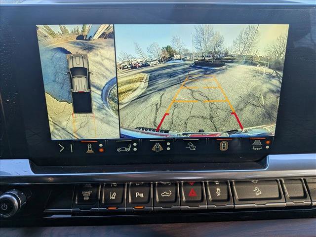 Used 2024 GMC Sierra 3500 SLT w/ SLT Premium Package image 14