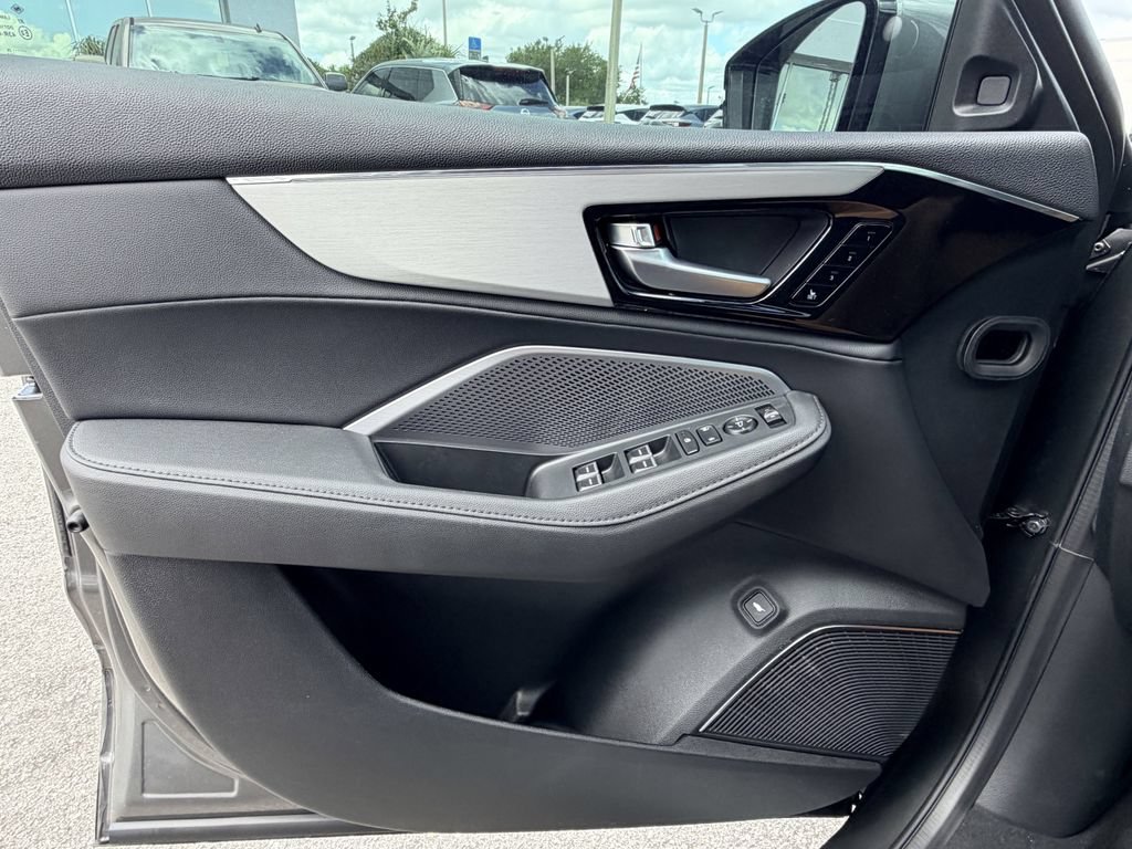 New 2026 Acura MDX FWD image 23