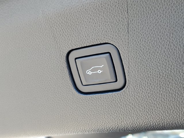 Used 2024 Buick Enclave Essence w/ LPO, Floor Liner Package FWD image 9