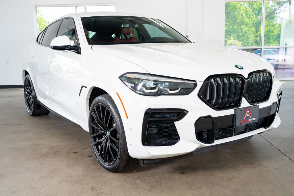 Used 2022 BMW X6 xDrive40i w/ M Sport Package AWD/4WD image 7