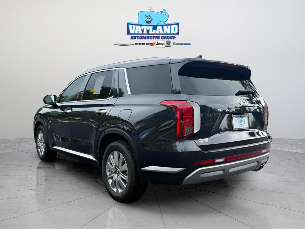 Used 2023 Hyundai Palisade SEL image 3