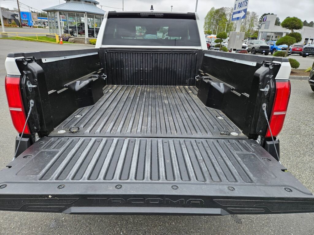 Used 2024 Toyota Tacoma SR RWD image 11