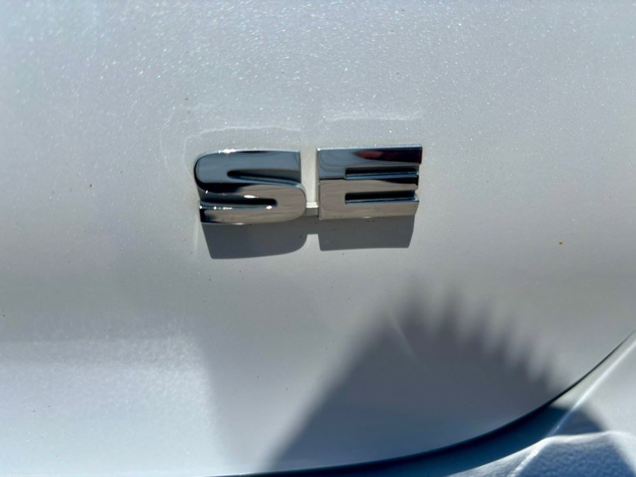 Used 2023 Mitsubishi Outlander SE image 35