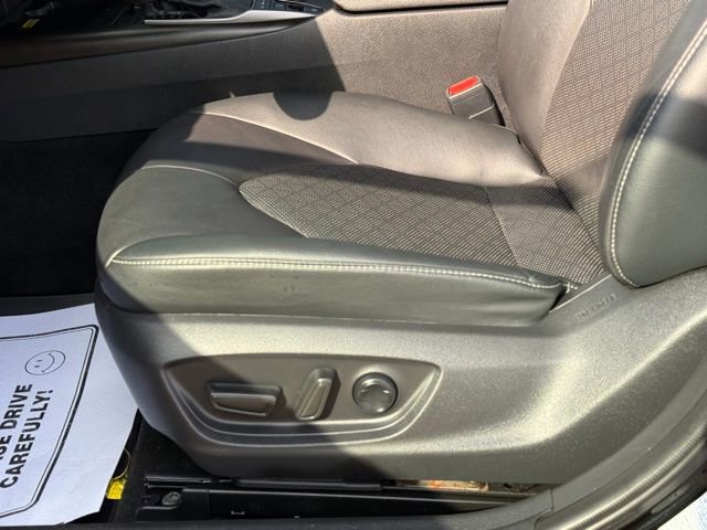 Used 2022 Toyota Camry XSE w/ Cold Weather Package image 14
